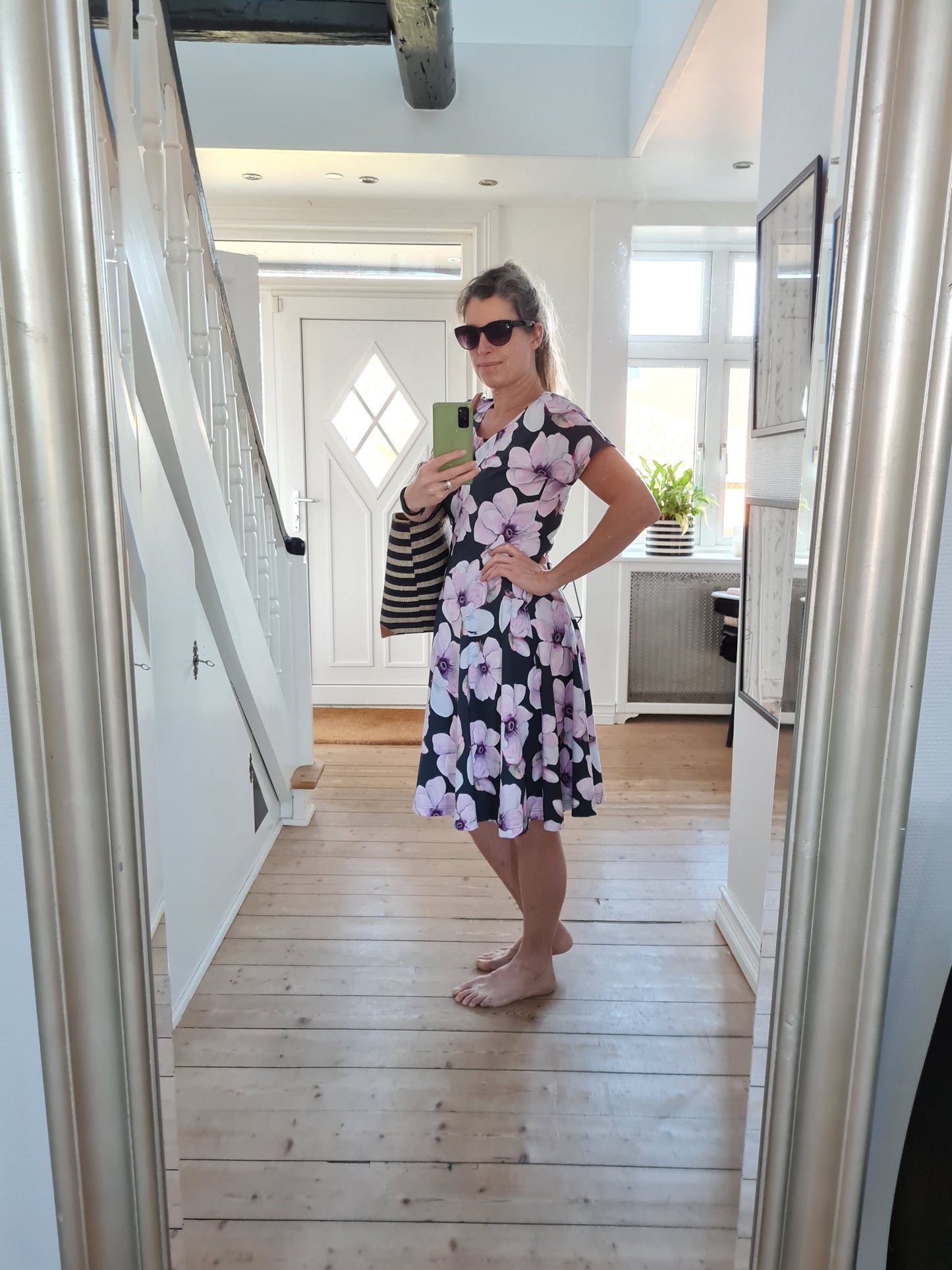Kjole med 1/2 sol - 1017