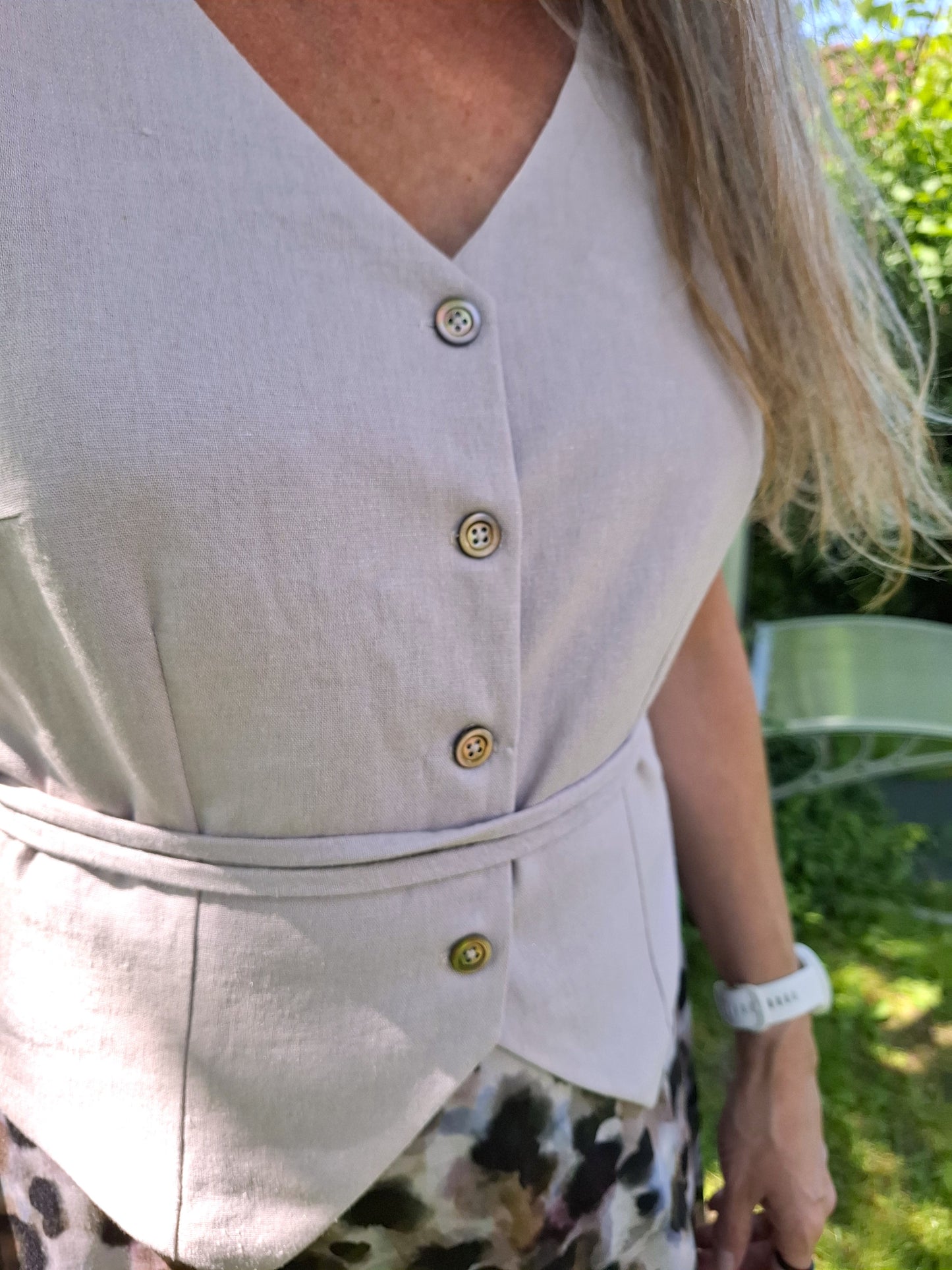 Vest 1015